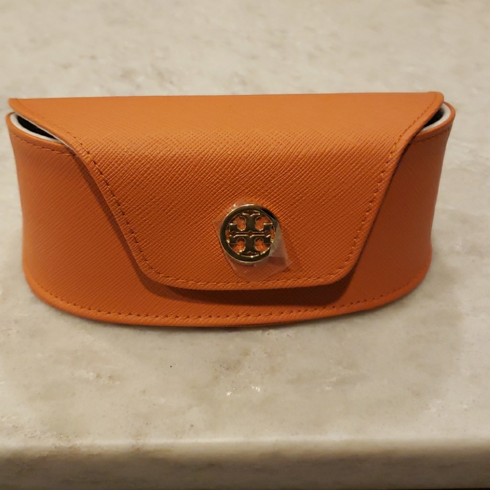 Tory burch sunglasses case